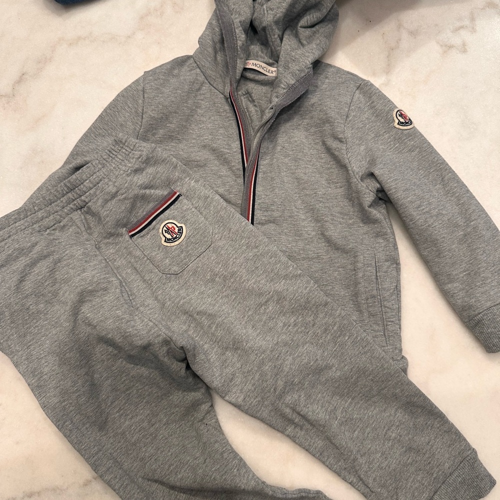 Moncler Kids Gray Sweatpants & Hoodie Set